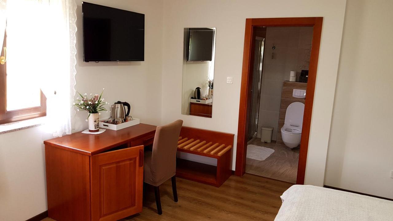 B&B Plitvice Lakes Villa Prica ปลิตวิตซาเซโล ภายนอก รูปภาพ