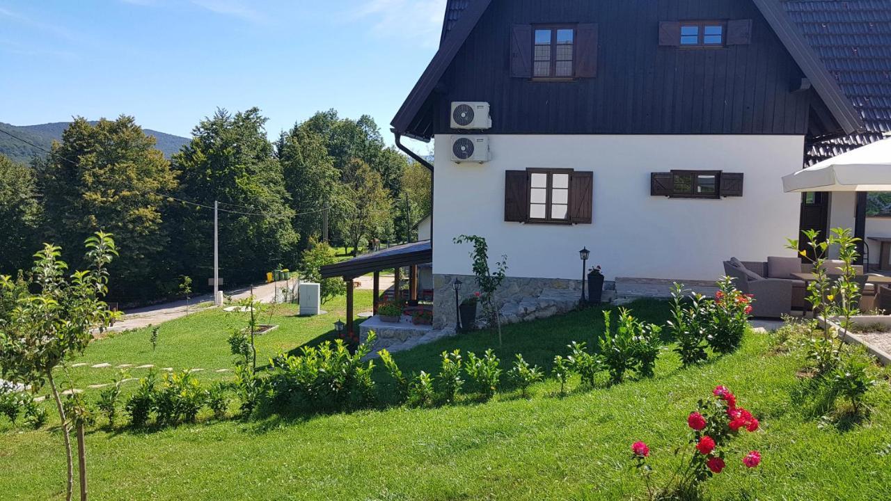 B&B Plitvice Lakes Villa Prica ปลิตวิตซาเซโล ภายนอก รูปภาพ