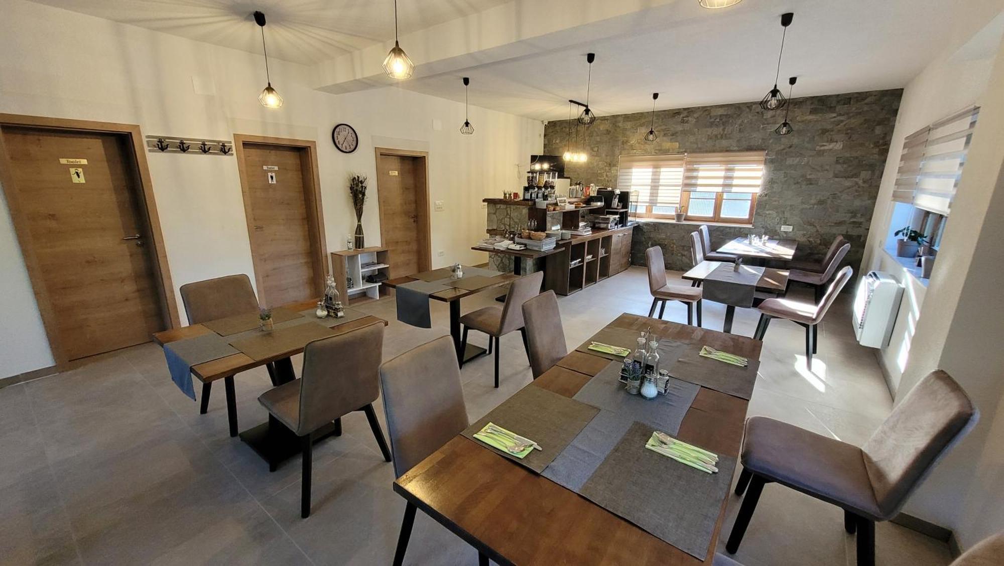 B&B Plitvice Lakes Villa Prica ปลิตวิตซาเซโล ภายนอก รูปภาพ