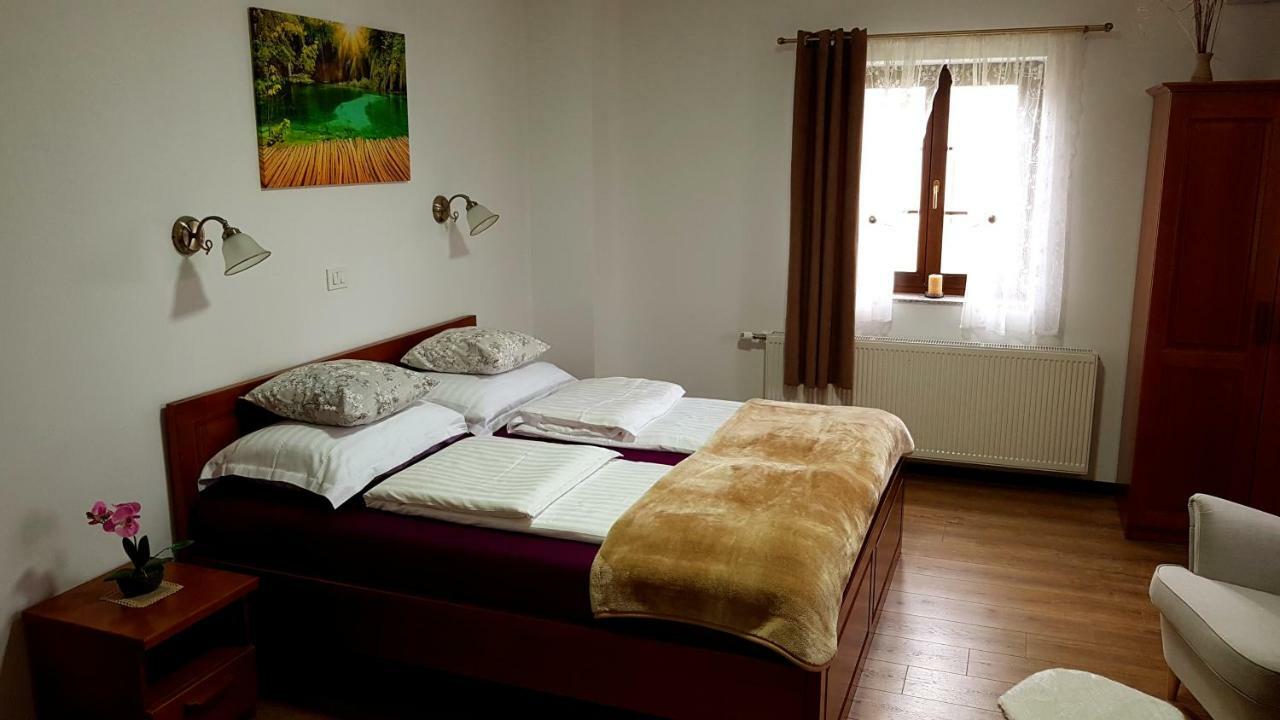 B&B Plitvice Lakes Villa Prica ปลิตวิตซาเซโล ภายนอก รูปภาพ