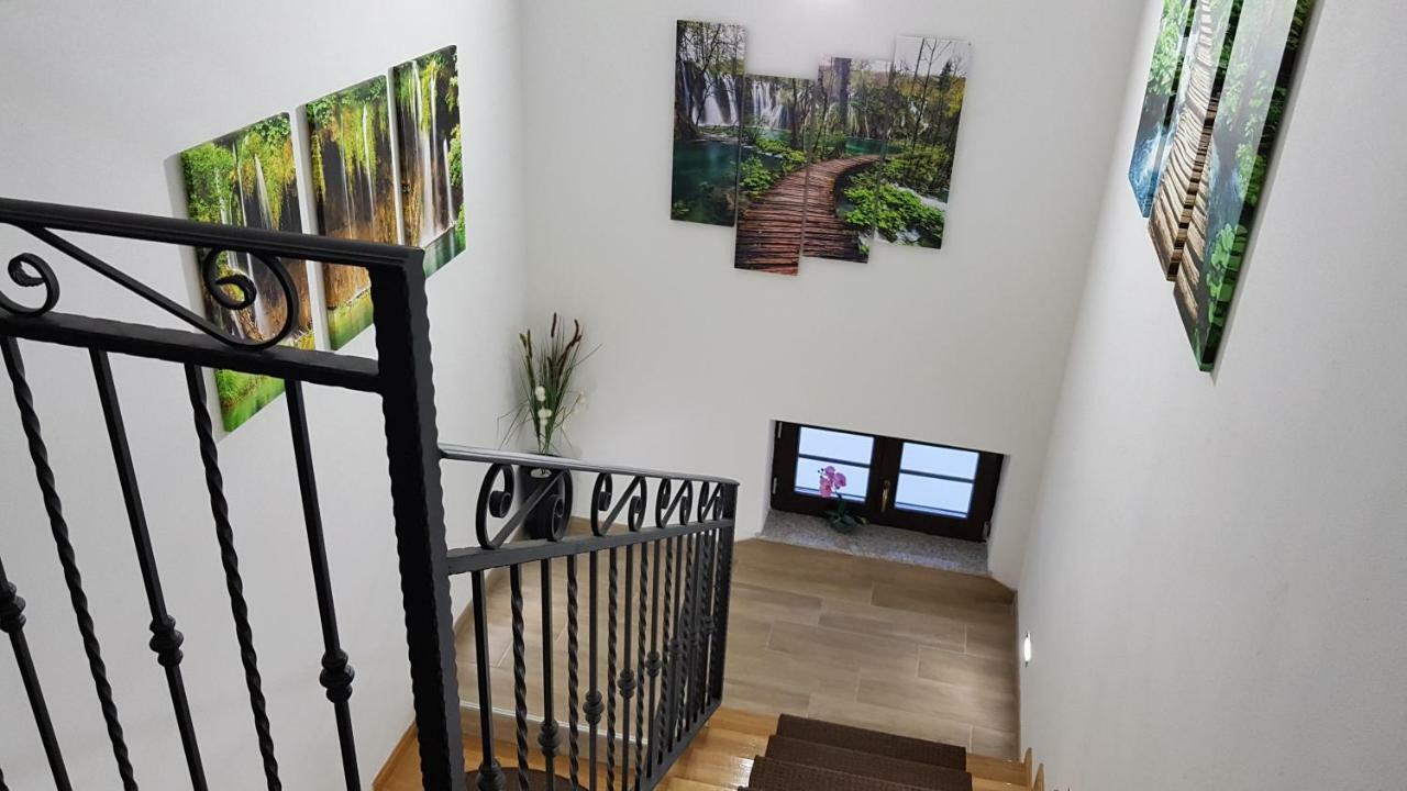 B&B Plitvice Lakes Villa Prica ปลิตวิตซาเซโล ภายนอก รูปภาพ